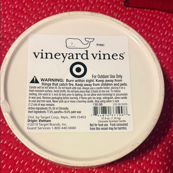 Vineyard Vines White Candle with Whale Logo - Picture 2 of 4